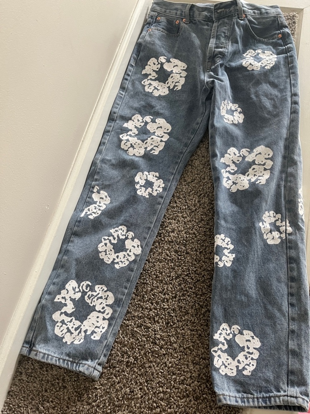 Blue denim tear jeans - Picture 2 of 3